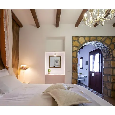 Niriides Gasthuis Pachaina