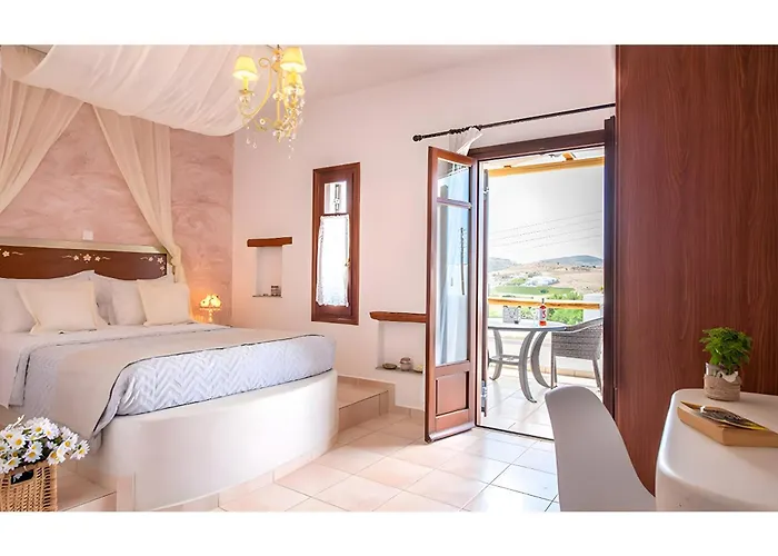 Πανσιόν Niriides 3*