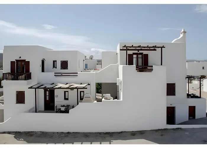 Niriides Πανσιόν Πάχαινα