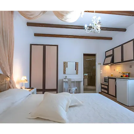 בית הארחה Niriides