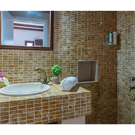 Niriides 3* Pachaina