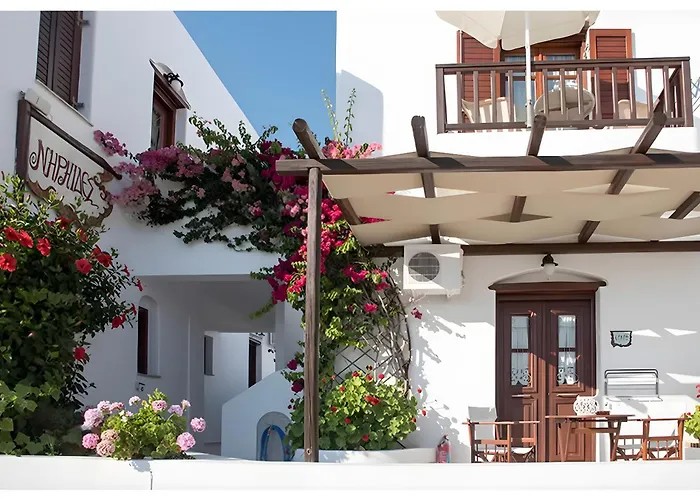 Guest house Niriides 3*