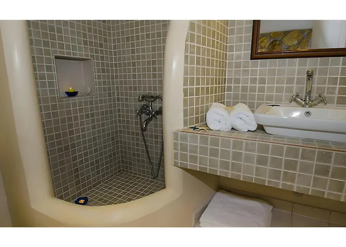 Niriides 3* Pachaina